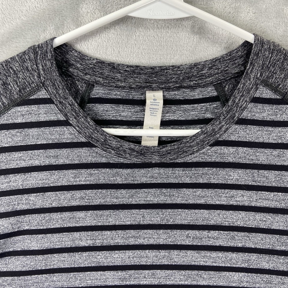 Lululemon Shirt men's Large Long Sleeve Performance Tee Striped Crew Neck Casual - Picture 2 of 11